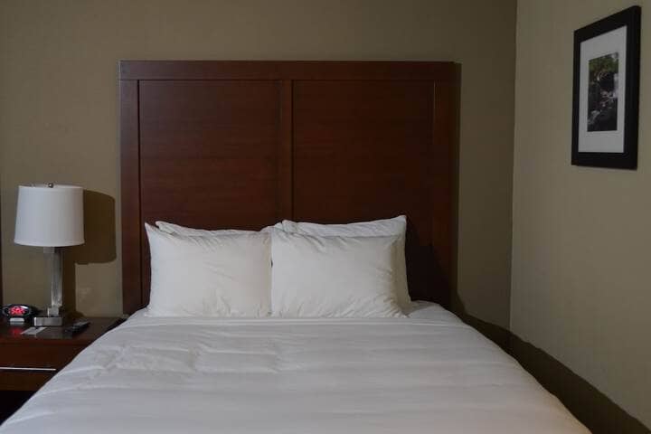 Room 20 of 99